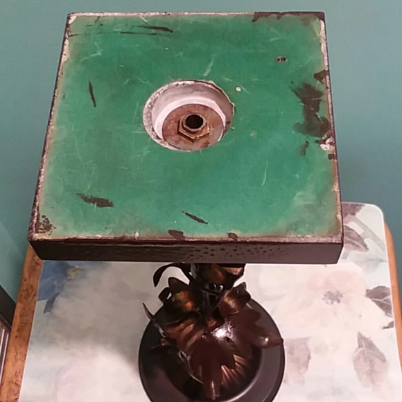 Vintage Iron Candle/ Pot Holder - Picture 6 of 7